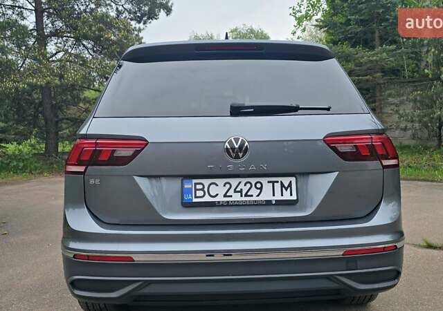 Сірий Фольксваген Тігуан, об'ємом двигуна 2 л та пробігом 17 тис. км за 28500 $, фото 17 на Automoto.ua