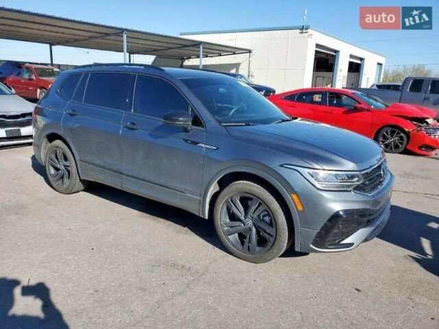 Сірий Фольксваген Тігуан, об'ємом двигуна 2 л та пробігом 32 тис. км за 10500 $, фото 3 на Automoto.ua