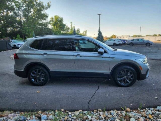 Серый Фольксваген Тигуан, объемом двигателя 2 л и пробегом 14 тыс. км за 14850 $, фото 7 на Automoto.ua