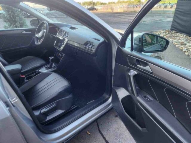 Серый Фольксваген Тигуан, объемом двигателя 2 л и пробегом 14 тыс. км за 14850 $, фото 8 на Automoto.ua