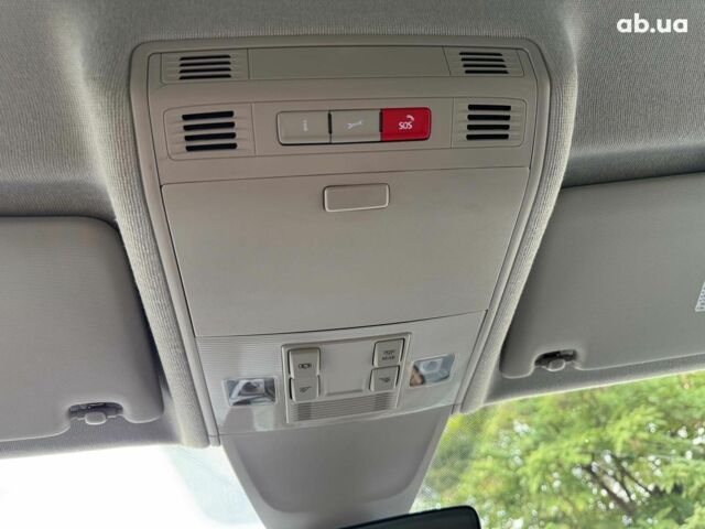 Серый Фольксваген Тигуан, объемом двигателя 2 л и пробегом 12 тыс. км за 24940 $, фото 31 на Automoto.ua