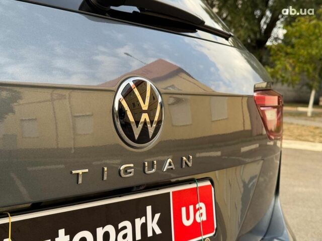 Серый Фольксваген Тигуан, объемом двигателя 2 л и пробегом 12 тыс. км за 24940 $, фото 10 на Automoto.ua