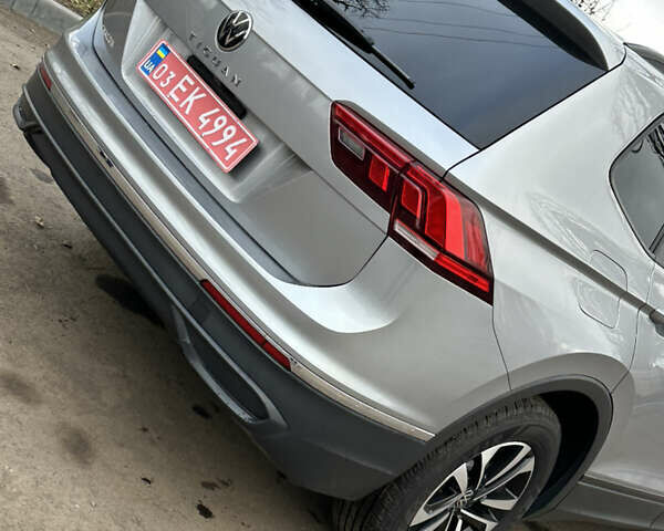 Серый Фольксваген Тигуан, объемом двигателя 0 л и пробегом 42 тыс. км за 24200 $, фото 10 на Automoto.ua