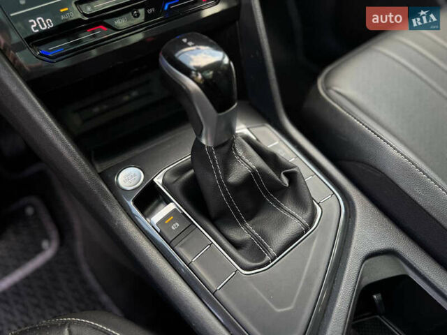 Серый Фольксваген Тигуан, объемом двигателя 1.98 л и пробегом 41 тыс. км за 19500 $, фото 1 на Automoto.ua