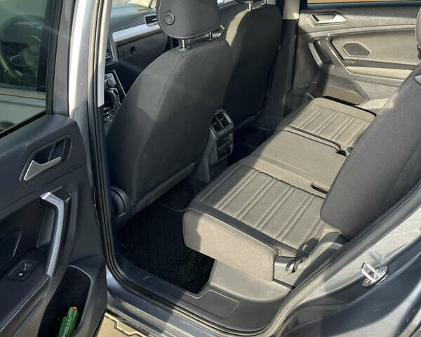 Серый Фольксваген Тигуан, объемом двигателя 1.97 л и пробегом 59 тыс. км за 24900 $, фото 15 на Automoto.ua