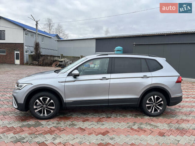 Сірий Фольксваген Тігуан, об'ємом двигуна 2 л та пробігом 14 тис. км за 22999 $, фото 8 на Automoto.ua