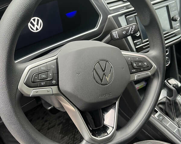 Серый Фольксваген Тигуан, объемом двигателя 1.97 л и пробегом 59 тыс. км за 24900 $, фото 27 на Automoto.ua