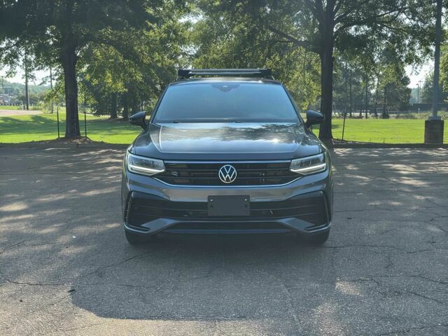 Серый Фольксваген Тигуан, объемом двигателя 2 л и пробегом 21 тыс. км за 19200 $, фото 1 на Automoto.ua