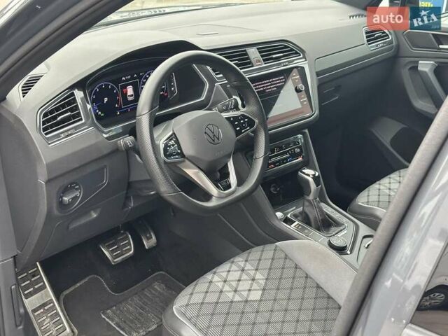 Серый Фольксваген Тигуан, объемом двигателя 1.98 л и пробегом 47 тыс. км за 38990 $, фото 25 на Automoto.ua