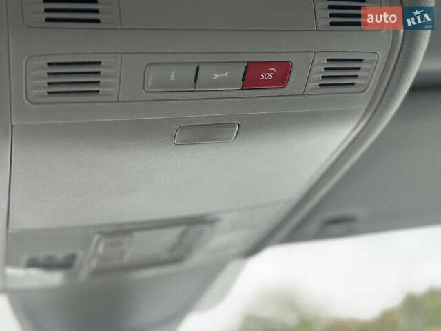 Серый Фольксваген Тигуан, объемом двигателя 2 л и пробегом 36 тыс. км за 28900 $, фото 55 на Automoto.ua