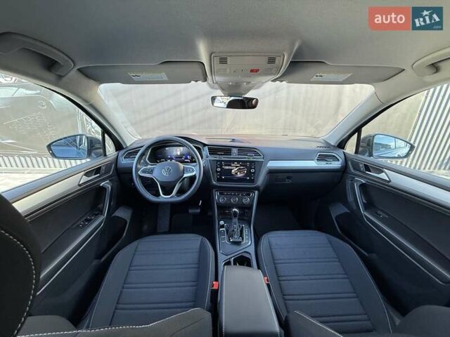 Серый Фольксваген Тигуан, объемом двигателя 1.98 л и пробегом 2 тыс. км за 25500 $, фото 64 на Automoto.ua