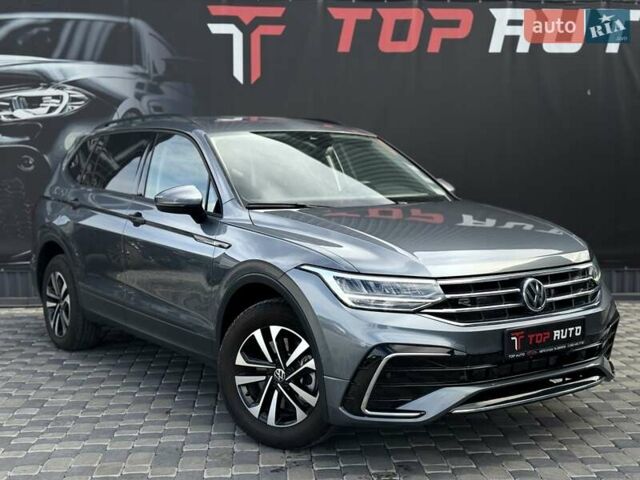 Серый Фольксваген Тигуан, объемом двигателя 1.98 л и пробегом 2 тыс. км за 25500 $, фото 5 на Automoto.ua
