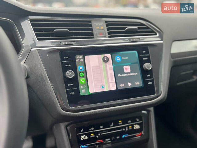 Серый Фольксваген Тигуан, объемом двигателя 1.98 л и пробегом 19 тыс. км за 29300 $, фото 32 на Automoto.ua