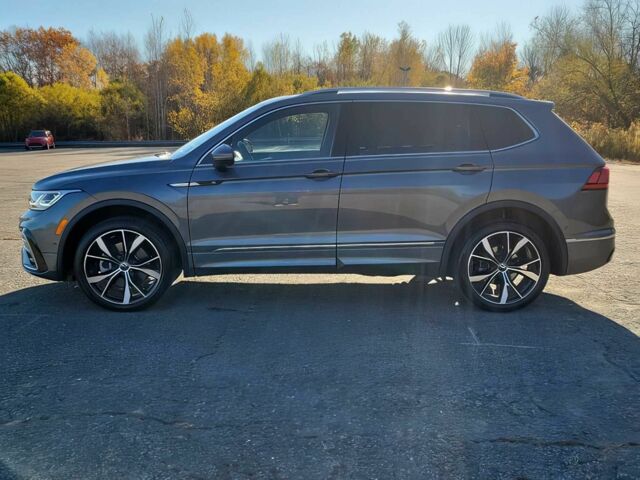 Серый Фольксваген Тигуан, объемом двигателя 2 л и пробегом 24 тыс. км за 23100 $, фото 3 на Automoto.ua