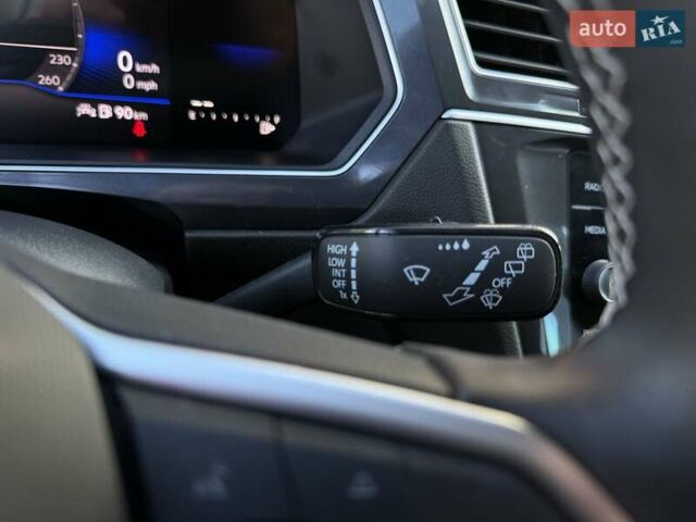 Серый Фольксваген Тигуан, объемом двигателя 1.98 л и пробегом 2 тыс. км за 25500 $, фото 40 на Automoto.ua