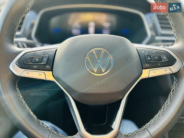 Сірий Фольксваген Тігуан, об'ємом двигуна 1.98 л та пробігом 23 тис. км за 27800 $, фото 18 на Automoto.ua
