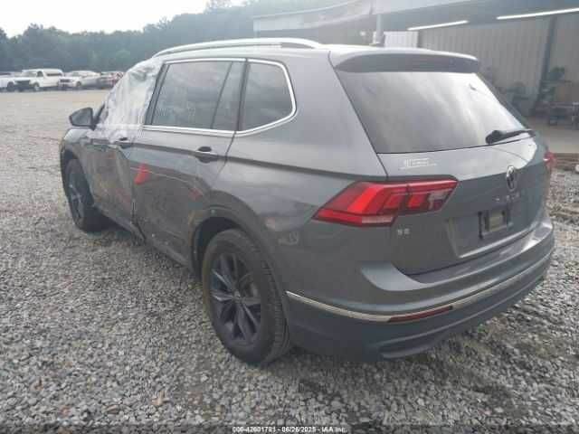 Сірий Фольксваген Тігуан, об'ємом двигуна 2 л та пробігом 37 тис. км за 12500 $, фото 2 на Automoto.ua