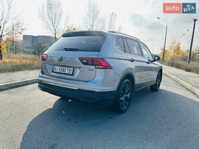 Сірий Фольксваген Тігуан, об'ємом двигуна 1.98 л та пробігом 23 тис. км за 27800 $, фото 3 на Automoto.ua