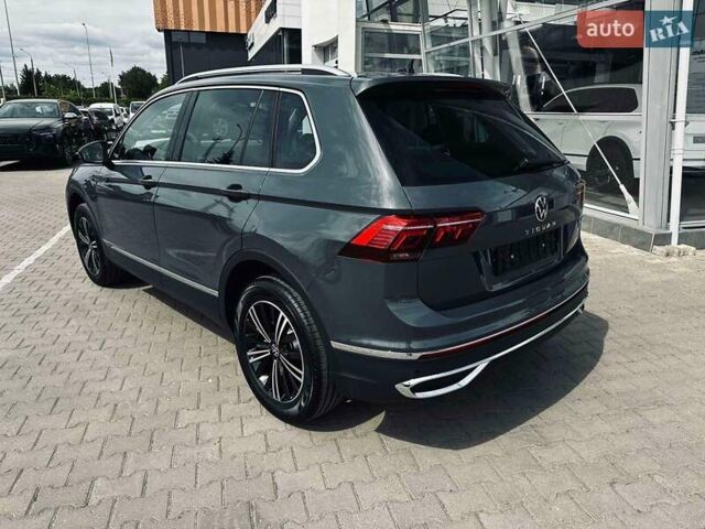 Серый Фольксваген Тигуан, объемом двигателя 1.98 л и пробегом 9 тыс. км за 40000 $, фото 13 на Automoto.ua