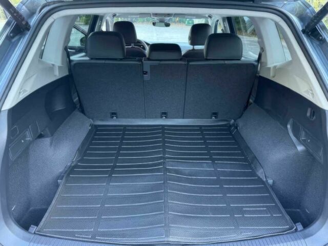 Сірий Фольксваген Тігуан, об'ємом двигуна 2 л та пробігом 19 тис. км за 14000 $, фото 13 на Automoto.ua