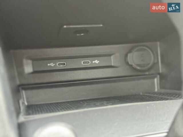 Серый Фольксваген Тигуан, объемом двигателя 2 л и пробегом 36 тыс. км за 28900 $, фото 52 на Automoto.ua