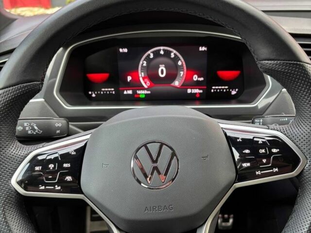 Серый Фольксваген Тигуан, объемом двигателя 2 л и пробегом 17 тыс. км за 30000 $, фото 12 на Automoto.ua