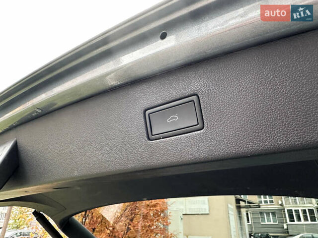 Серый Фольксваген Тигуан, объемом двигателя 2 л и пробегом 18 тыс. км за 28998 $, фото 19 на Automoto.ua