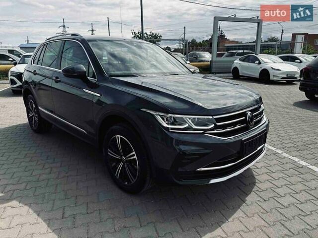 Серый Фольксваген Тигуан, объемом двигателя 1.98 л и пробегом 9 тыс. км за 40000 $, фото 15 на Automoto.ua