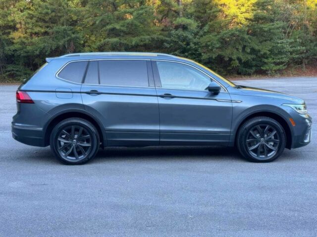 Сірий Фольксваген Тігуан, об'ємом двигуна 2 л та пробігом 19 тис. км за 14000 $, фото 3 на Automoto.ua