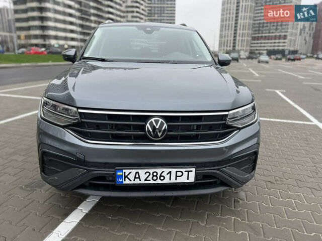 Серый Фольксваген Тигуан, объемом двигателя 1.98 л и пробегом 19 тыс. км за 29300 $, фото 20 на Automoto.ua