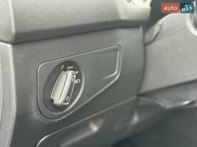 Серый Фольксваген Тигуан, объемом двигателя 2 л и пробегом 36 тыс. км за 28900 $, фото 44 на Automoto.ua