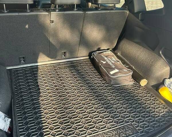 Серый Фольксваген Тигуан, объемом двигателя 1.98 л и пробегом 8 тыс. км за 38500 $, фото 13 на Automoto.ua