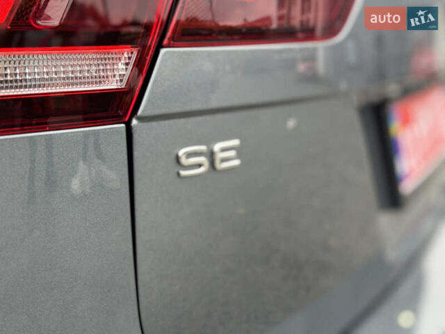 Серый Фольксваген Тигуан, объемом двигателя 2 л и пробегом 36 тыс. км за 28900 $, фото 37 на Automoto.ua