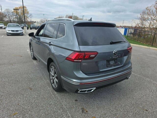 Серый Фольксваген Тигуан, объемом двигателя 0 л и пробегом 40 тыс. км за 14000 $, фото 3 на Automoto.ua