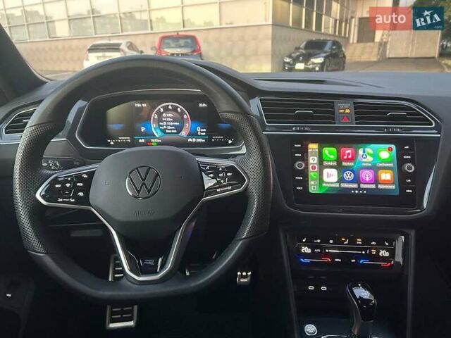 Серый Фольксваген Тигуан, объемом двигателя 1.98 л и пробегом 8 тыс. км за 38500 $, фото 15 на Automoto.ua