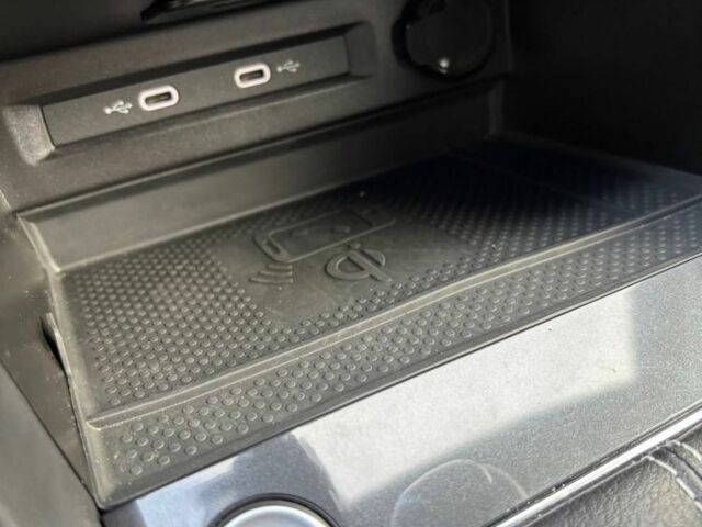 Серый Фольксваген Тигуан, объемом двигателя 2 л и пробегом 17 тыс. км за 30000 $, фото 14 на Automoto.ua