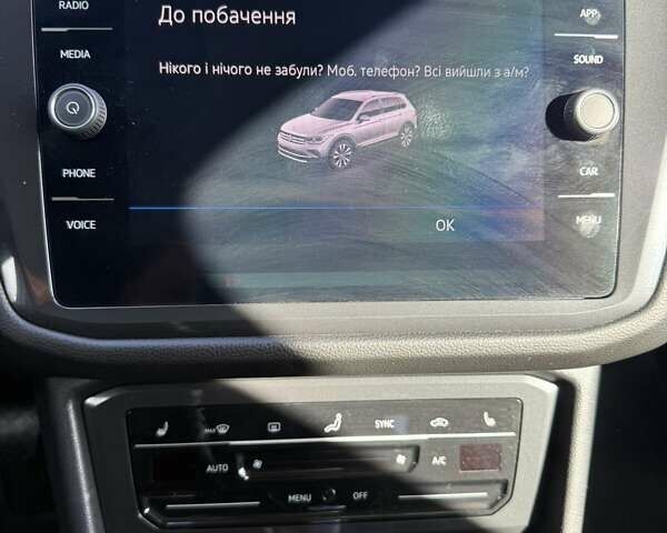 Серый Фольксваген Тигуан, объемом двигателя 1.98 л и пробегом 37 тыс. км за 27999 $, фото 16 на Automoto.ua