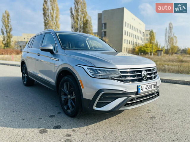 Сірий Фольксваген Тігуан, об'ємом двигуна 1.98 л та пробігом 23 тис. км за 27800 $, фото 1 на Automoto.ua