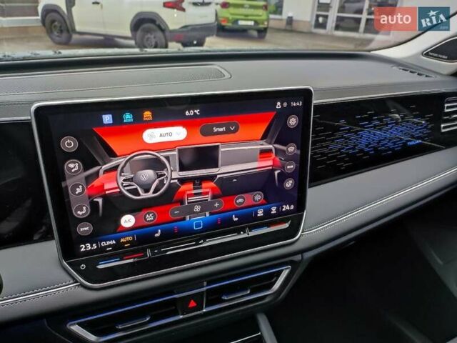 Сірий Фольксваген Тігуан, об'ємом двигуна 1.97 л та пробігом 6 тис. км за 47300 $, фото 19 на Automoto.ua
