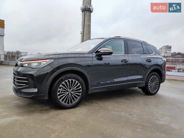 Сірий Фольксваген Тігуан, об'ємом двигуна 1.97 л та пробігом 6 тис. км за 47300 $, фото 3 на Automoto.ua