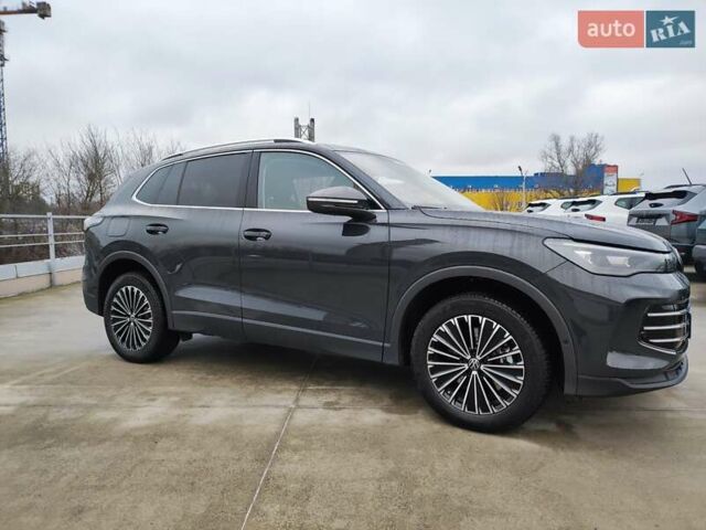 Сірий Фольксваген Тігуан, об'ємом двигуна 1.97 л та пробігом 6 тис. км за 47300 $, фото 8 на Automoto.ua