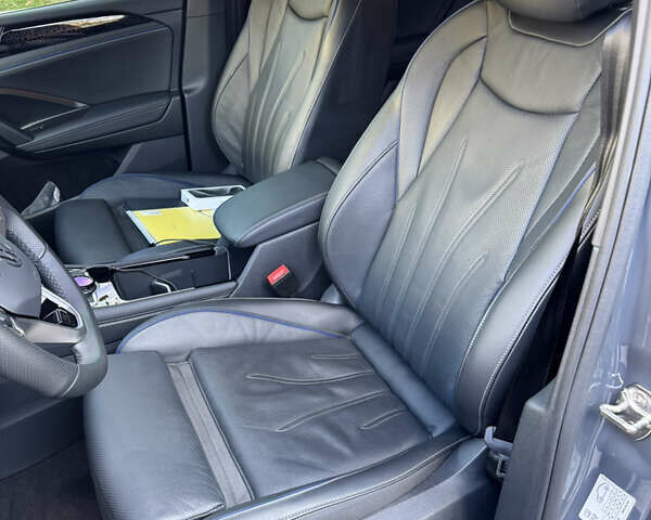 Серый Фольксваген Тигуан, объемом двигателя 1.97 л и пробегом 22 тыс. км за 48000 $, фото 8 на Automoto.ua