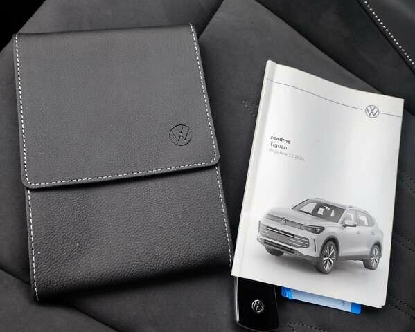 Сірий Фольксваген Тігуан, об'ємом двигуна 1.97 л та пробігом 6 тис. км за 47300 $, фото 71 на Automoto.ua