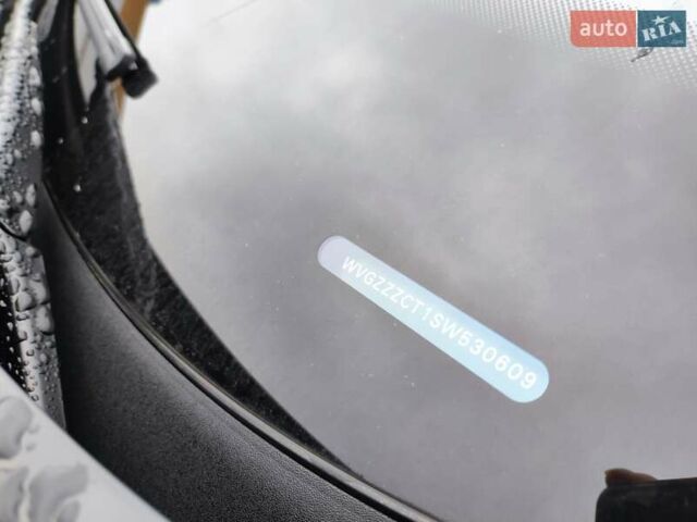 Сірий Фольксваген Тігуан, об'ємом двигуна 1.97 л та пробігом 6 тис. км за 47300 $, фото 66 на Automoto.ua