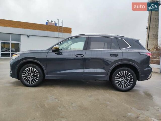 Сірий Фольксваген Тігуан, об'ємом двигуна 1.97 л та пробігом 6 тис. км за 47300 $, фото 1 на Automoto.ua