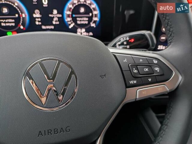 Сірий Фольксваген Тігуан, об'ємом двигуна 1.97 л та пробігом 6 тис. км за 47300 $, фото 26 на Automoto.ua