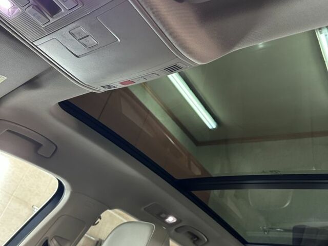 Синий Фольксваген Тигуан, объемом двигателя 2 л и пробегом 115 тыс. км за 28000 $, фото 6 на Automoto.ua