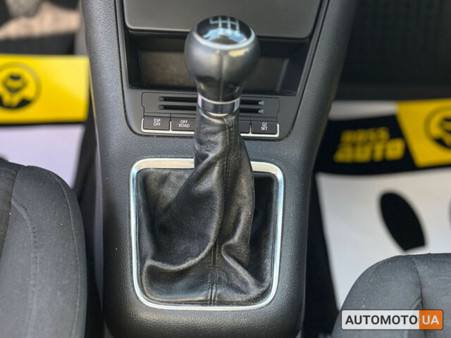 Синий Фольксваген Тигуан, объемом двигателя 2 л и пробегом 315 тыс. км за 9800 $, фото 13 на Automoto.ua