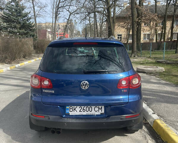 Синий Фольксваген Тигуан, объемом двигателя 1.39 л и пробегом 228 тыс. км за 9000 $, фото 7 на Automoto.ua