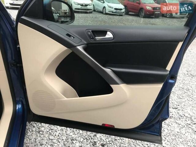 Синий Фольксваген Тигуан, объемом двигателя 2 л и пробегом 180 тыс. км за 9990 $, фото 12 на Automoto.ua